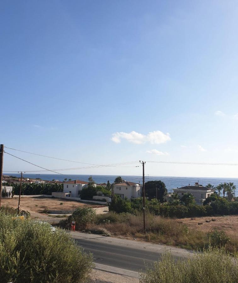 Blue Seaview Appartments 파포스 외부 사진